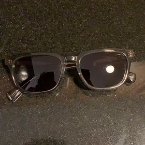 RAEN sunglasses great condition